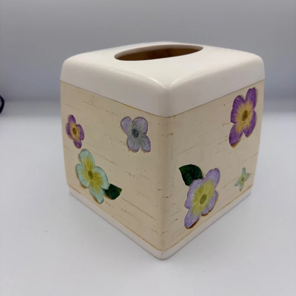 Bed Bath & Beyond Botanical Floral Tissue Box Cover Resin Ivory Square TCB03269